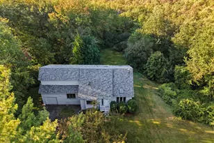 107 Gaylord Mountain Rd, Bethany, CT 06524 - Photo 2