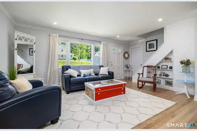 366 Brookside Drive, Fairfield, CT 06824 - Photo 2