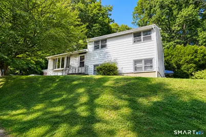 129 Mueller Drive, Hamden, CT 06514 - Photo 1