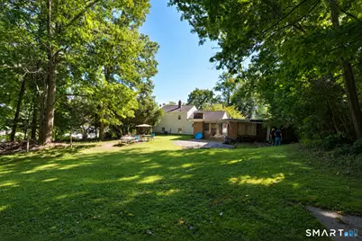 129 Mueller Drive, Hamden, CT 06514 - Photo 12