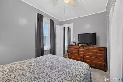 27 School Street, Branford, CT 06405 - Photo 18