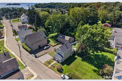 27 School Street, Branford, CT 06405 - Photo 2