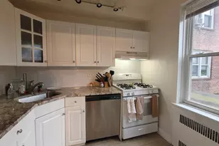 70 Strawberry Hill Ave, Stamford, CT 06902 - Photo 8