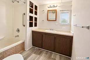 19 Leetes Island Rd, Branford, CT 06405 - Photo 6