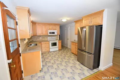 16 Echo Drive, Vernon, CT 06066 - Photo 2