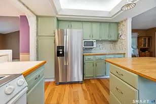 2 Saxon Woods Ct, Cheshire, CT 06410 - Photo 6