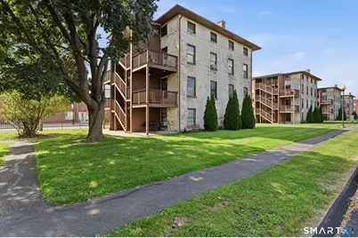 64 Van Block Avenue #9D, Hartford, CT 06106 - Photo 2
