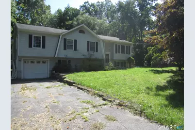 114 Yantic Lane, Norwich, CT 06360 - Photo 1