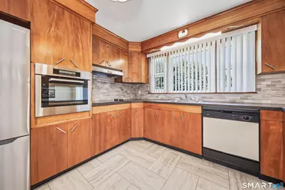 189 Fiske Street, Waterbury, CT 06710 - Photo 14