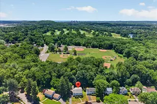 193 Dessa Dr, Hamden, CT 06517 - Photo 34
