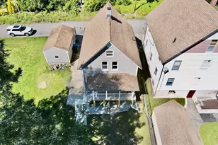 9 Daniel St, Norwich, CT 06360 - Photo 6