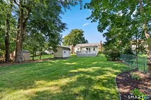 162 Westgate St, West Hartford, CT 06110 - Photo 26