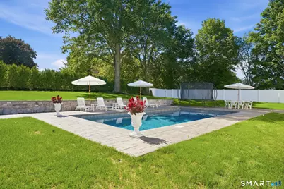 6 Matthew Drive, Suffield, CT 06078 - Photo 4