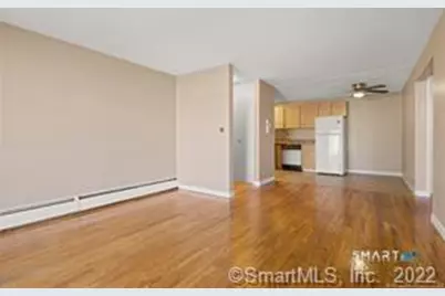 106 Oakwood Avenue #A1, West Hartford, CT 06119 - Photo 4