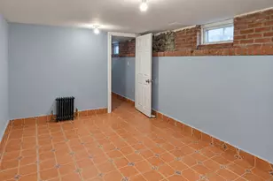 129 Wall St, Torrington, CT 06790 - Photo 10