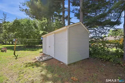 33 Spring Garden Road, Enfield, CT 06082 - Photo 10