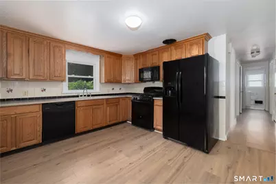 481 Bunker Hill Avenue, Waterbury, CT 06708 - Photo 2