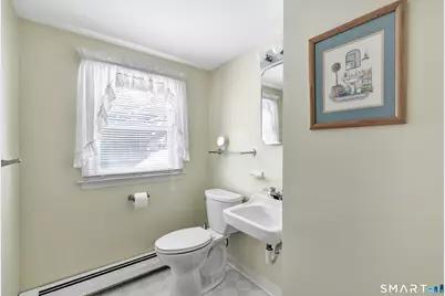 18 Peck Street, Milford, CT 06460 - Photo 38