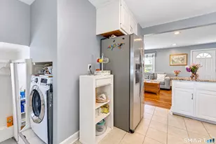 296 Ruth St, Bridgeport, CT 06606 - Photo 8