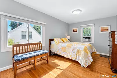 296 Ruth Street, Bridgeport, CT 06606 - Photo 20