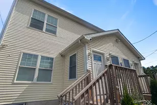 1042 Iranistan Ave, Bridgeport, CT 06604 - Photo 2