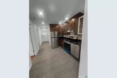 1042 Iranistan Avenue #3, Bridgeport, CT 06604 - Photo 6