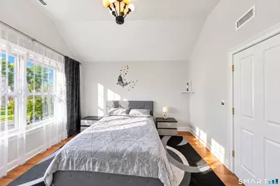 54 Saint Charles Avenue, Stamford, CT 06907 - Photo 16