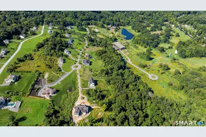 121 Willow Creek Estates Court, Southbury, CT 06488 - Photo 4