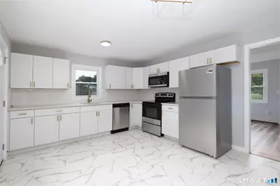 23 Dan Parker Drive, Waterbury, CT 06704 - Photo 2