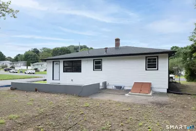 23 Dan Parker Drive, Waterbury, CT 06704 - Photo 12
