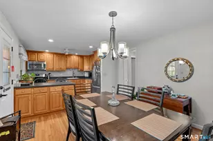 16 Esquire Dr, Manchester, CT 06042 - Photo 16