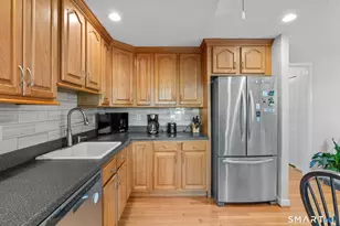 16 Esquire Dr, Manchester, CT 06042 - Photo 12