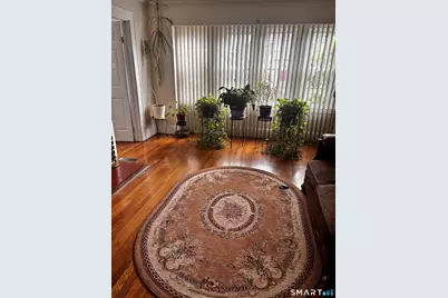 660 West Jackson Avenue, Bridgeport, CT 06604 - Photo 12
