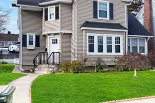 660 W Jackson Ave, Bridgeport, CT 06604 - Photo 2