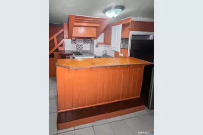 660 West Jackson Avenue, Bridgeport, CT 06604 - Photo 34