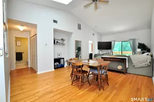 30 Simsbury Landing, Simsbury, CT 06070 - Photo 12