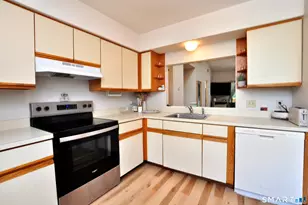 30 Simsbury Landing, Simsbury, CT 06070 - Photo 10