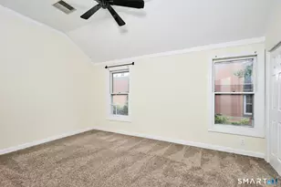 2675 Park Ave, Bridgeport, CT 06604 - Photo 18