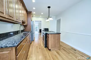 2675 Park Ave, Bridgeport, CT 06604 - Photo 8
