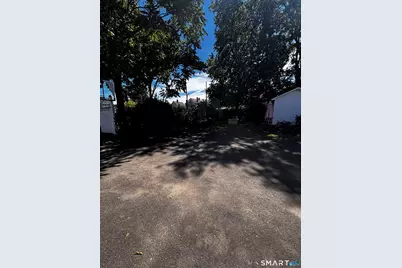 285 Charles Street, Bridgeport, CT 06606 - Photo 22