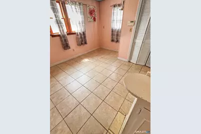 285 Charles Street, Bridgeport, CT 06606 - Photo 22