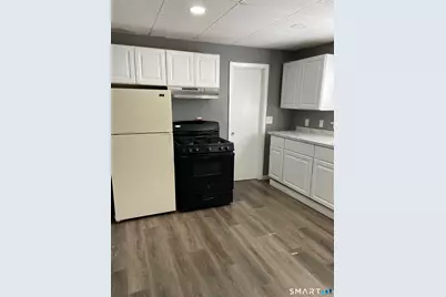 21 Edwards Street #2, Waterbury, CT 06708 - Photo 2