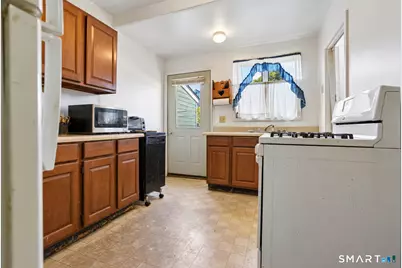 5 Bradley Street, Stonington, CT 06378 - Photo 8