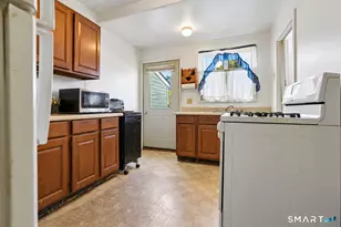 5 Bradley St, Stonington, CT 06378 - Photo 8