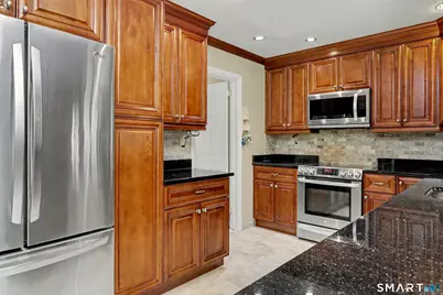 10 Jennifer Road, Norwalk, CT 06850 - Photo 8