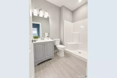 301 Bridgeport Avenue #401, Shelton, CT 06484 - Photo 10