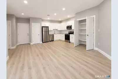 301 Bridgeport Avenue #401, Shelton, CT 06484 - Photo 2