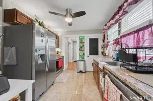 50 Nepaug St, Hartford, CT 06106 - Photo 8