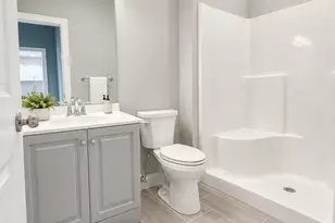 301 Bridgeport Ave, Shelton, CT 06484 - Photo 10