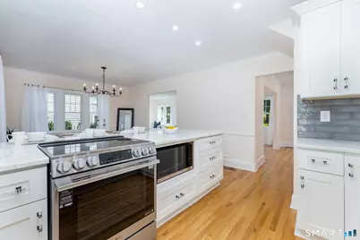 18 Eastview Street, West Hartford, CT 06107 - Photo 12